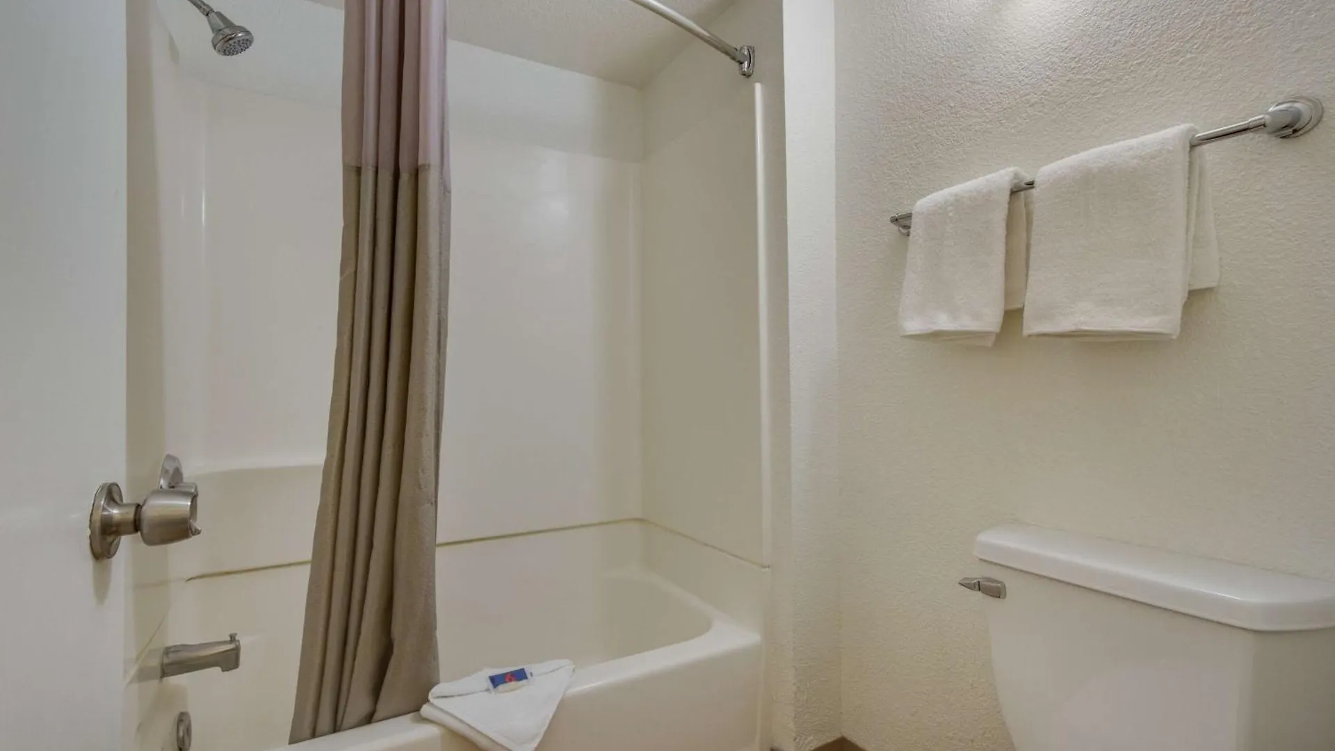 מלון Motel 6-Tempe, Az - Broadway - Asu